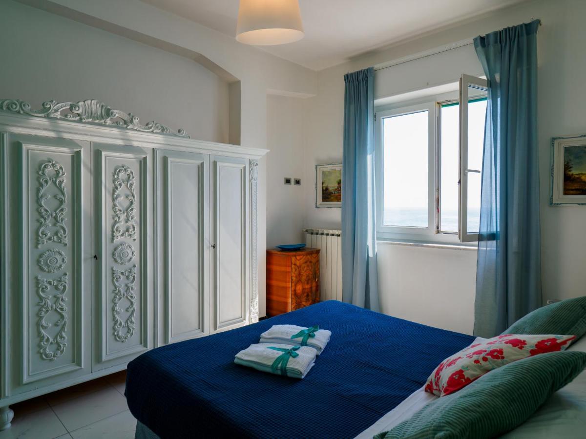 Giaella Sea View Apartment Монтероссо-аль-Маре Экстерьер фото