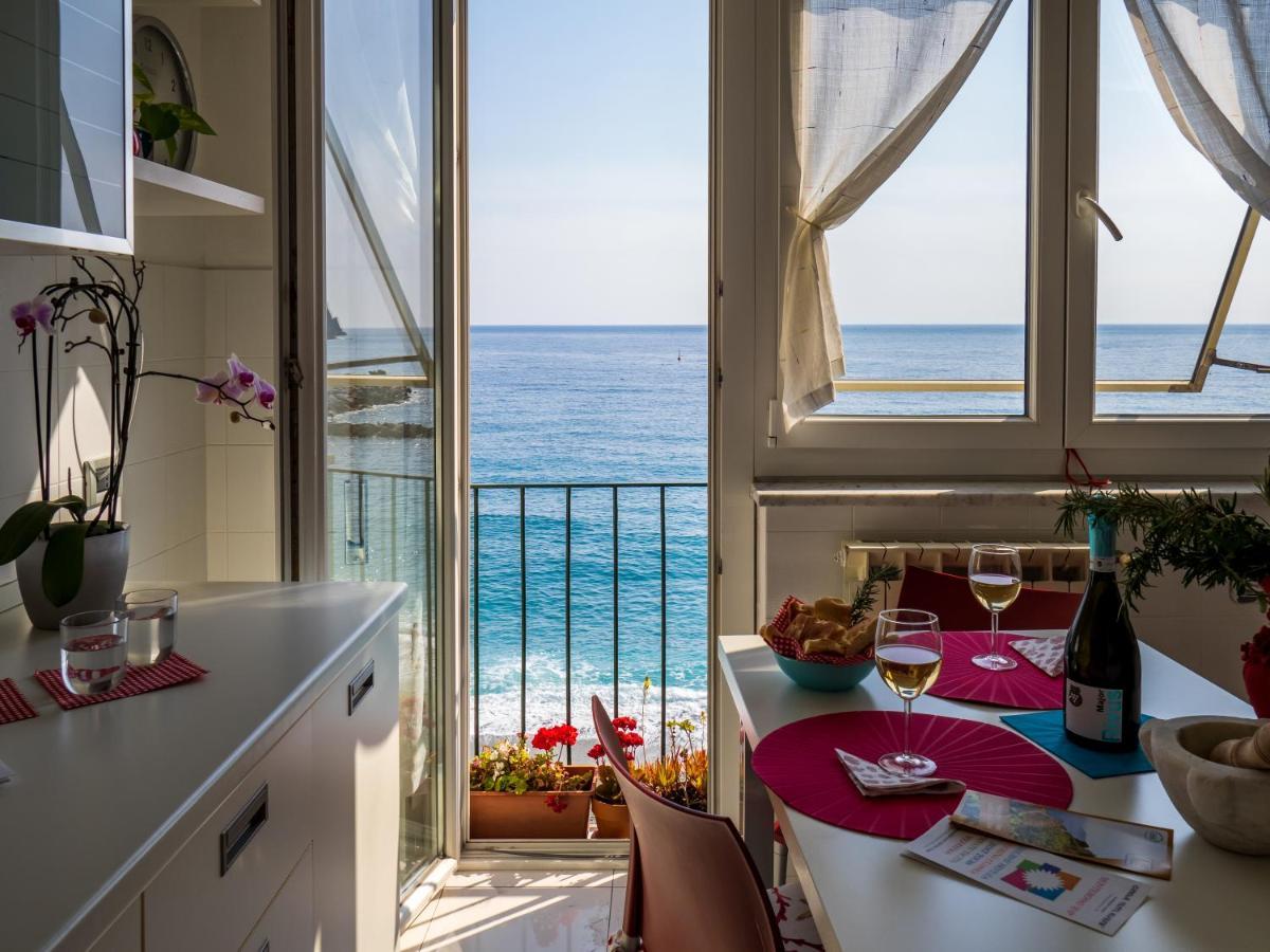 Giaella Sea View Apartment Монтероссо-аль-Маре Экстерьер фото