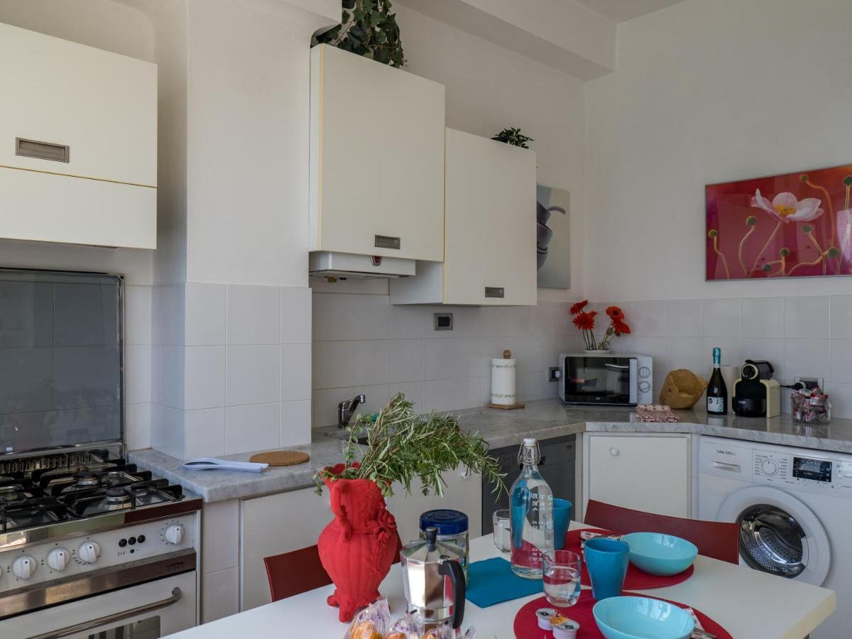 Giaella Sea View Apartment Монтероссо-аль-Маре Экстерьер фото